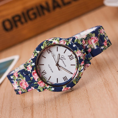 Female pattern silicone watch